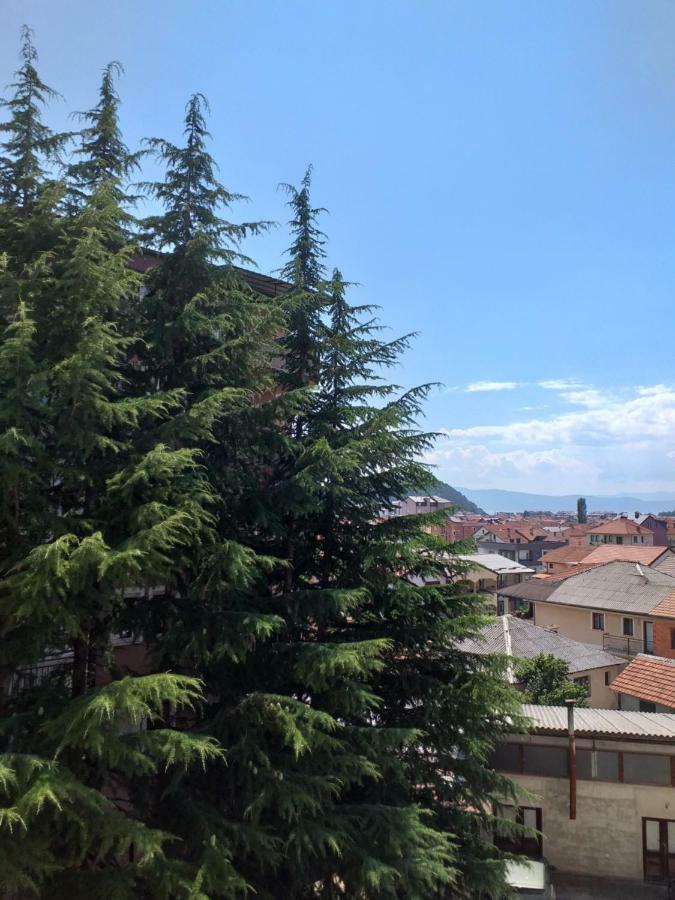 S.m Διαμέρισμα *